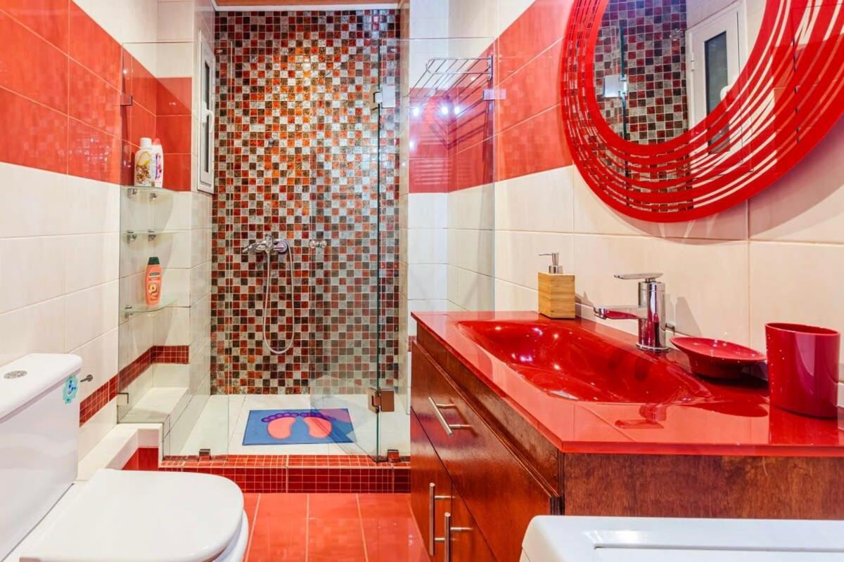 Athens Strawberry Hideaway - City Chic Retreat Extérieur photo
