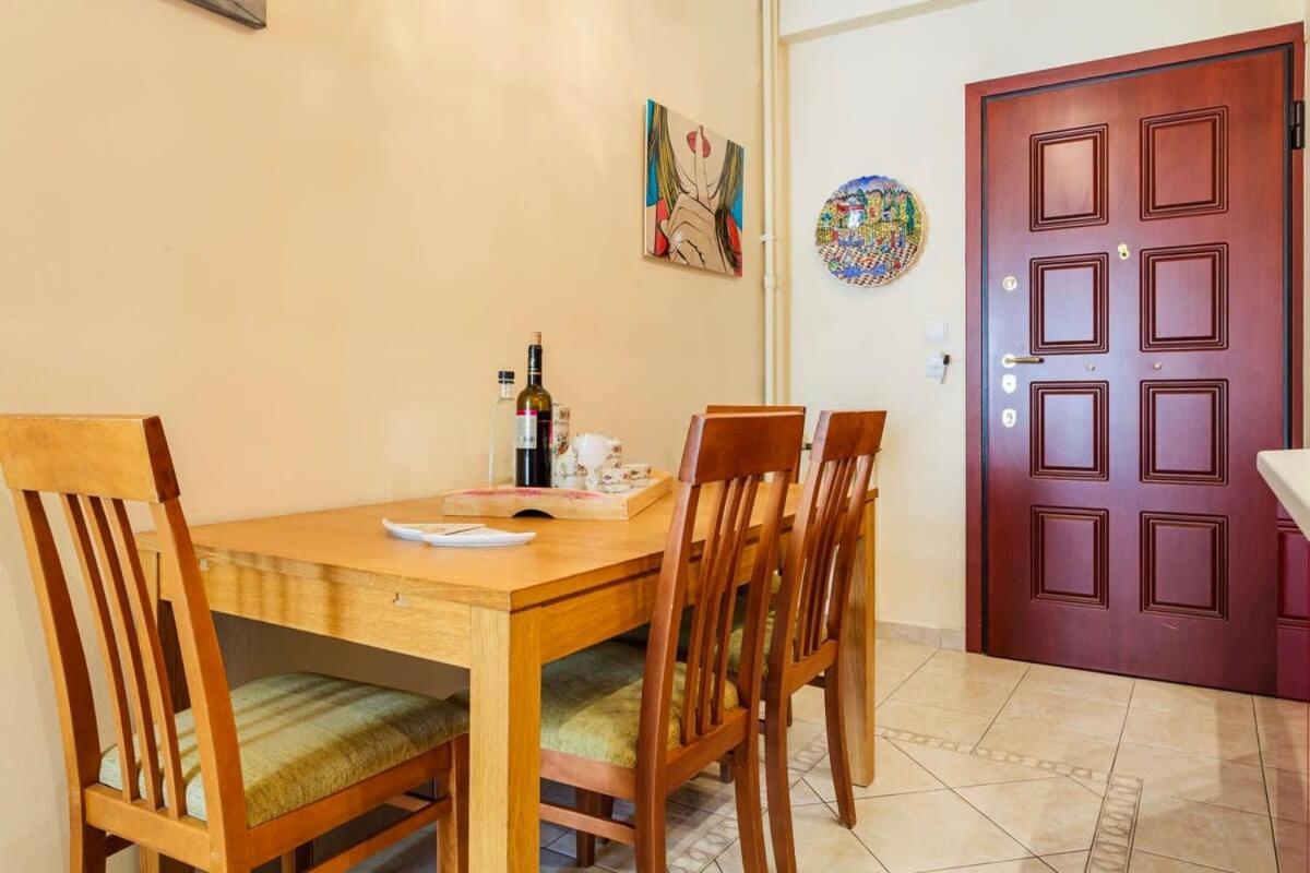 Athens Strawberry Hideaway - City Chic Retreat Extérieur photo